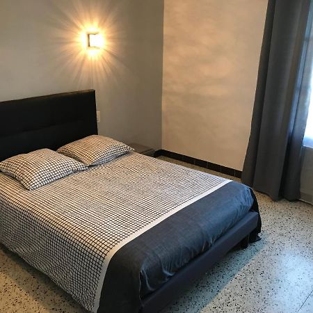 Appartement Tout Confort Avec Parking Ferme آرْلْ المظهر الخارجي الصورة