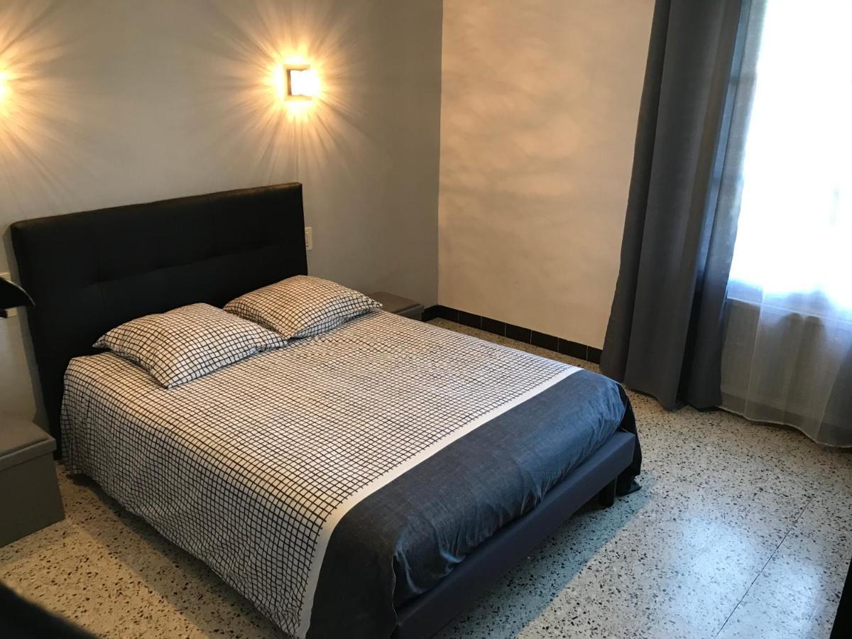 Appartement Tout Confort Avec Parking Ferme آرْلْ المظهر الخارجي الصورة