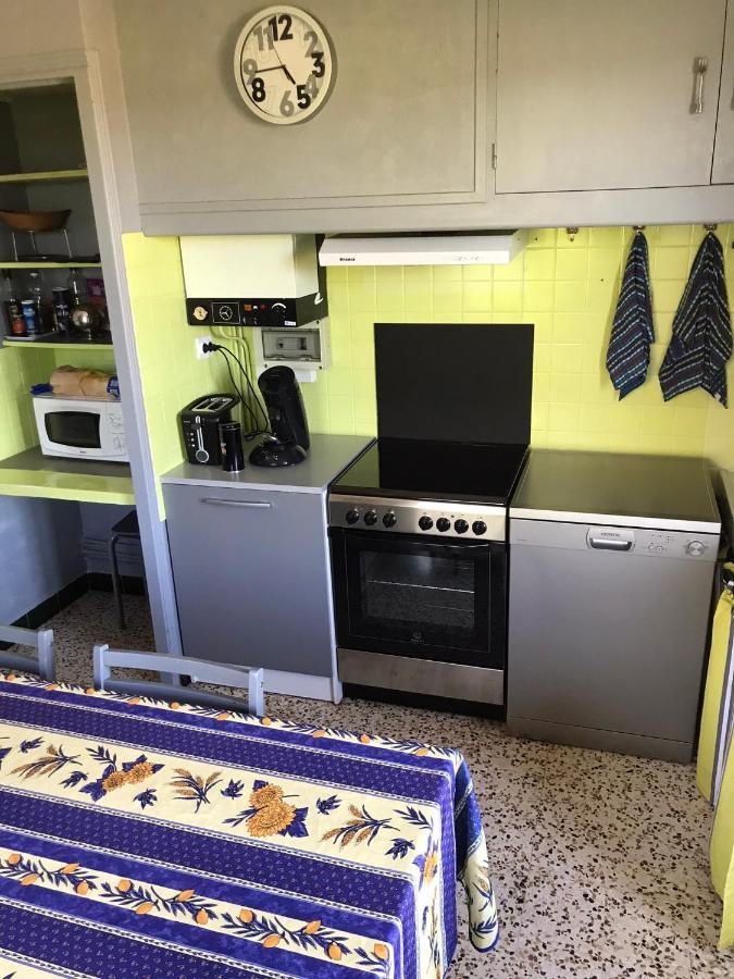 Appartement Tout Confort Avec Parking Ferme آرْلْ المظهر الخارجي الصورة