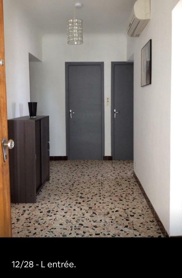 Appartement Tout Confort Avec Parking Ferme آرْلْ المظهر الخارجي الصورة